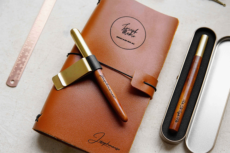 Bộ quà tặng văn phòng phẩm cao cấp