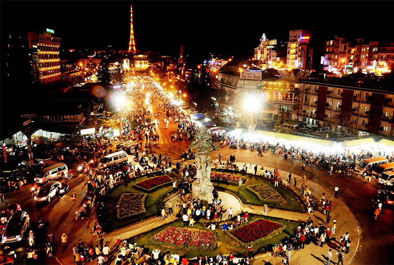 Chợ đêm Đà Lạt - Nơi khám phá ẩm thực và mua sắm đặc sản