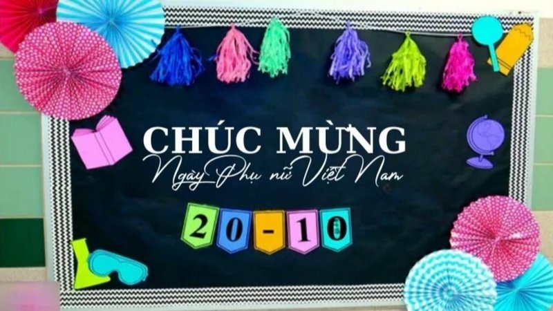 Bảng trang trí 20/10 nhiều màu sắc với giấy xếp, tua rua