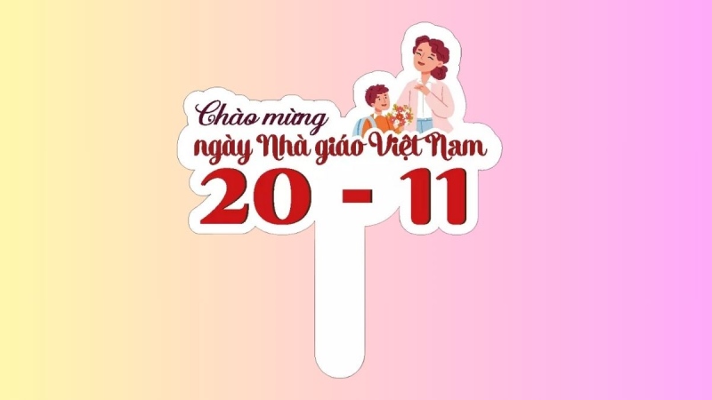Hashtag hai cô trò đang tươi cười