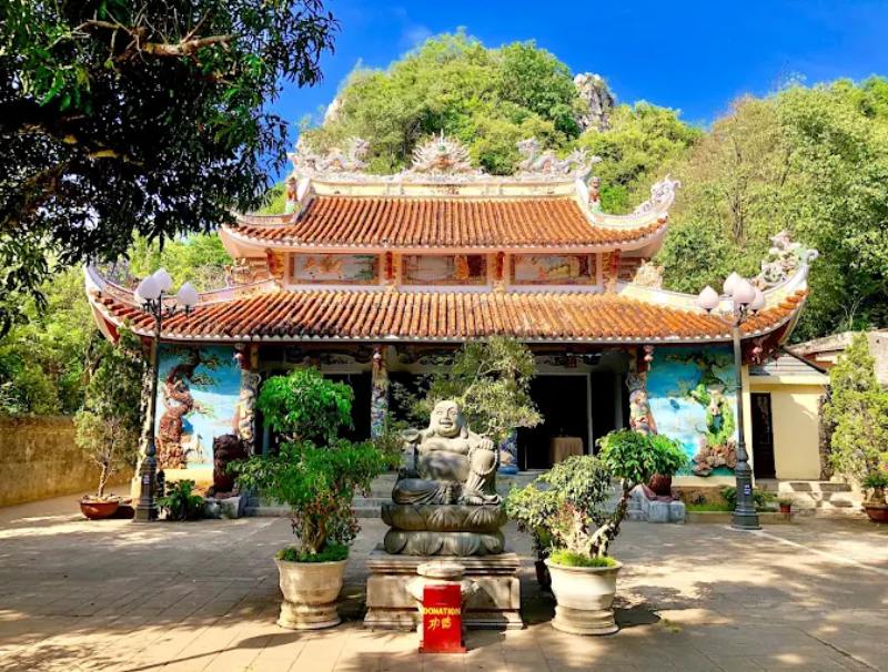Chùa Tam Thai được xem là một trong những ngôi chùa lâu đời tại Đà Nẵng