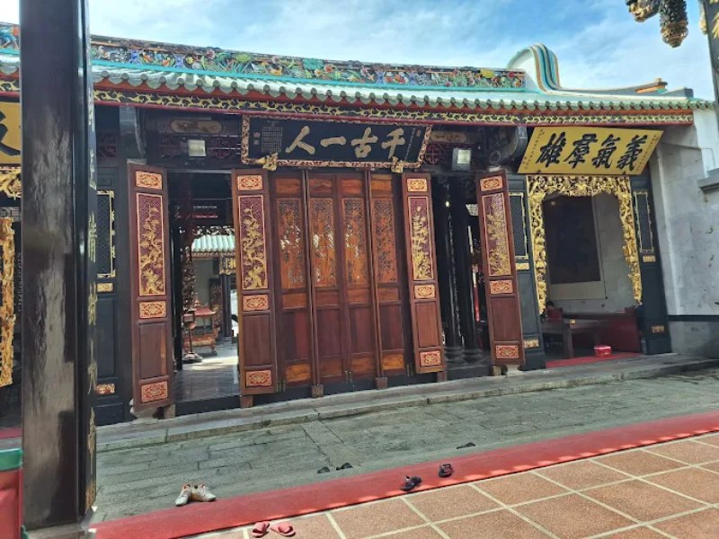 Chùa Ông phong linh ở Sài Gòn