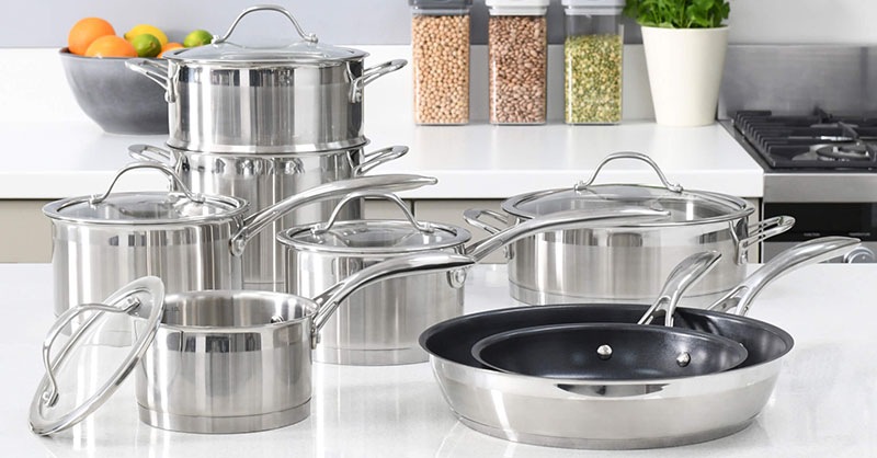 Tặng bộ nồi chảo vào dịp tết