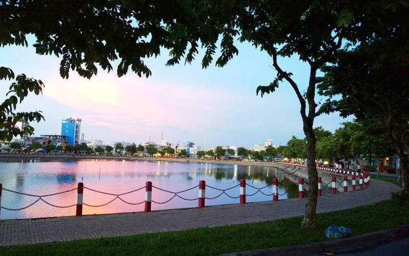 Công viên Bờ Hồ Xáng Thổi